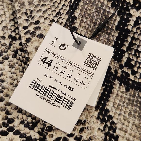 Snakeskin print high rise skinny Zara pants size 12, new with tags! - Picture 2 of 12